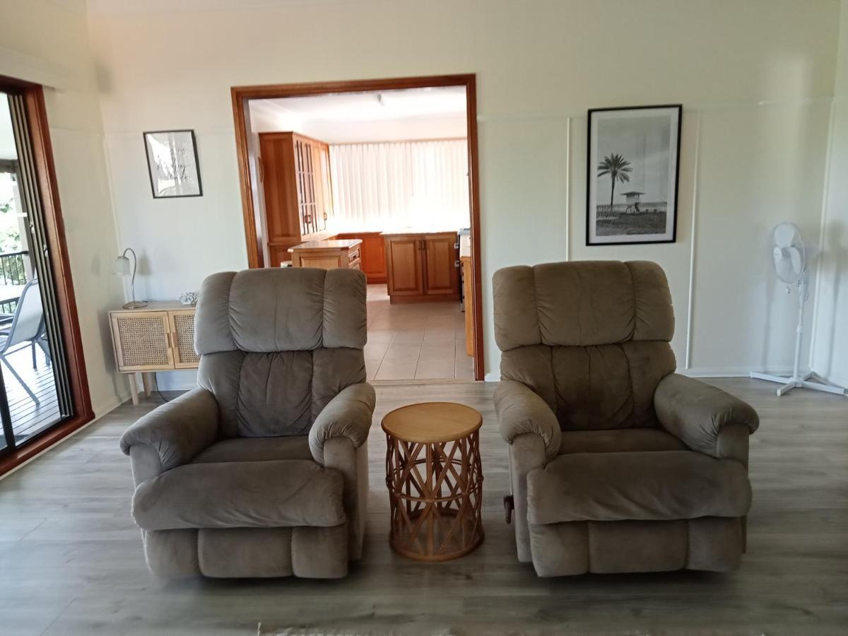 Boyle'S Beach House - Fully Furnished 3 Bedroom Home. Secure Parking. Nambucca Heads Eksteriør billede